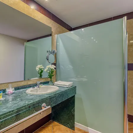 Playazimbali Hotel 4*